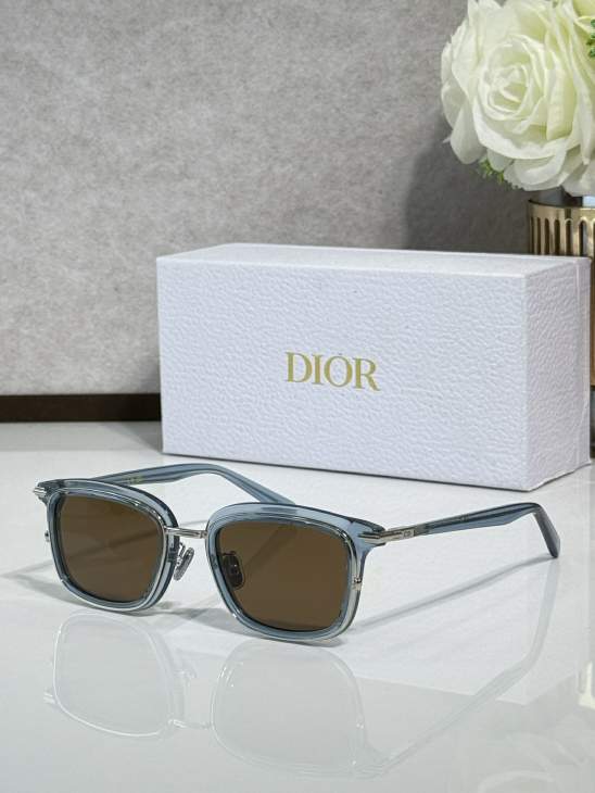 Picture of Dior Sunglasses _SKUfw77797111fw
